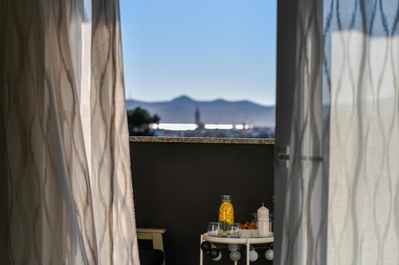 Spacious Apartment Nero With Free Parking Zadar Exterior foto