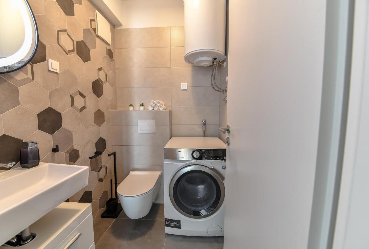 Spacious Apartment Nero With Free Parking Zadar Exterior foto